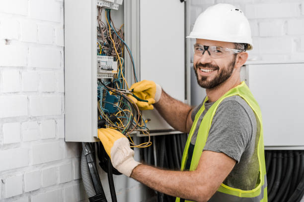 Best Electrical Outlet Repair  in Collinsvle, IL